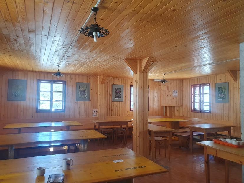 Hütte auf Doliču image 2