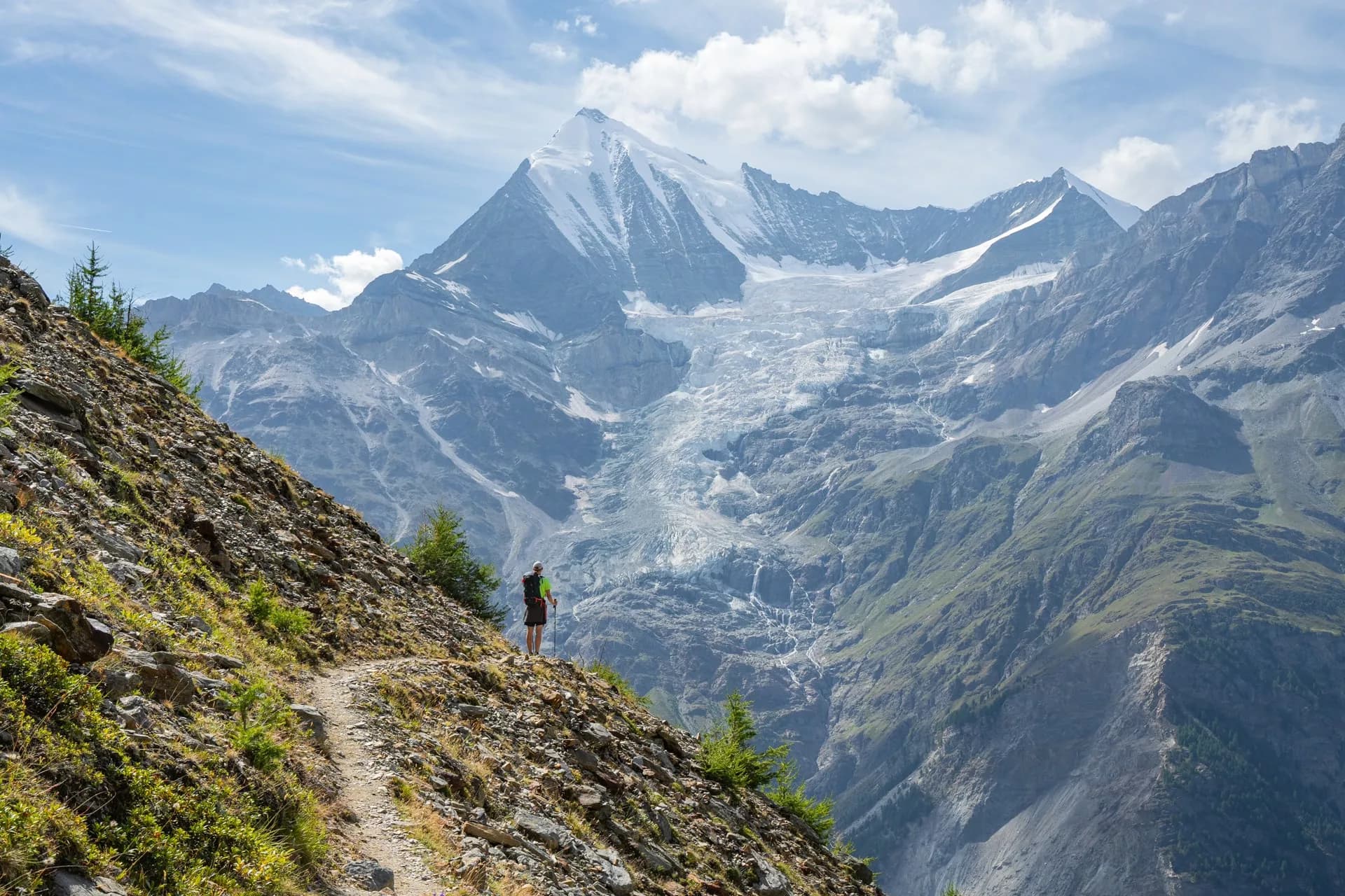Hiking below Weisshorn