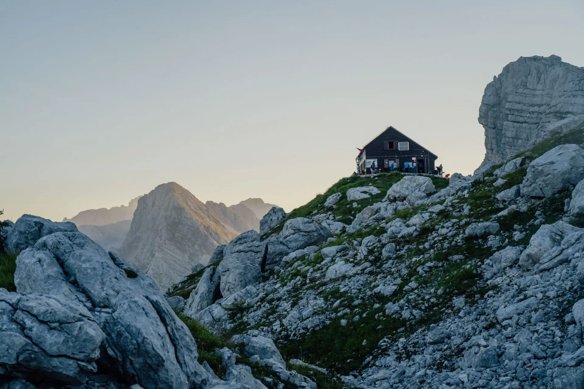 Hut To Hut Hiking Europe - Discover the beauty of the European Alps